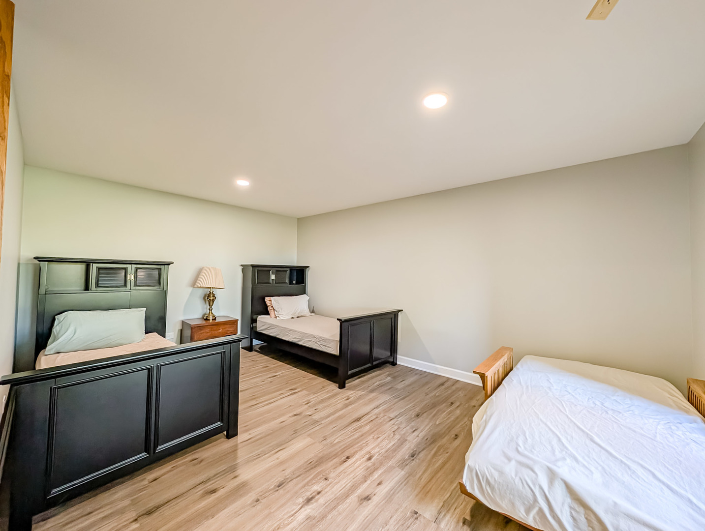 main property photo 196