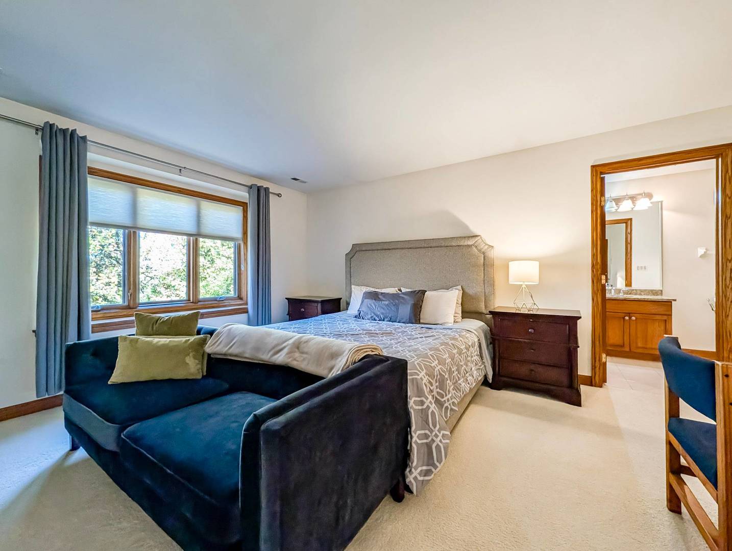 main property photo 216