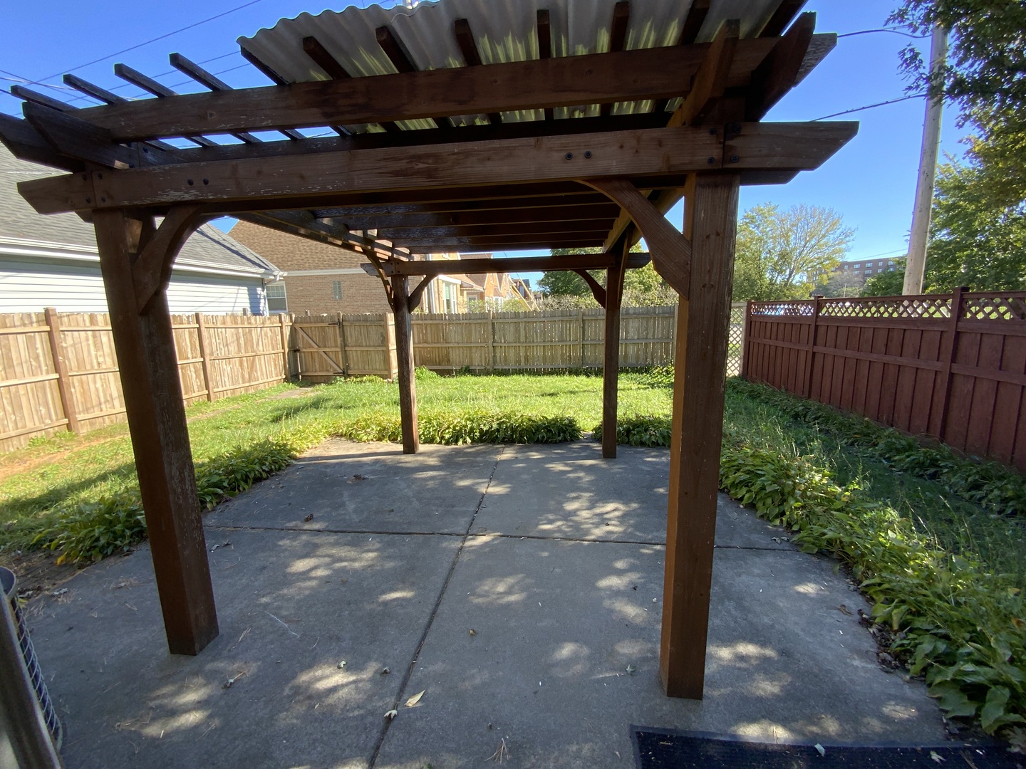 main property photo 20