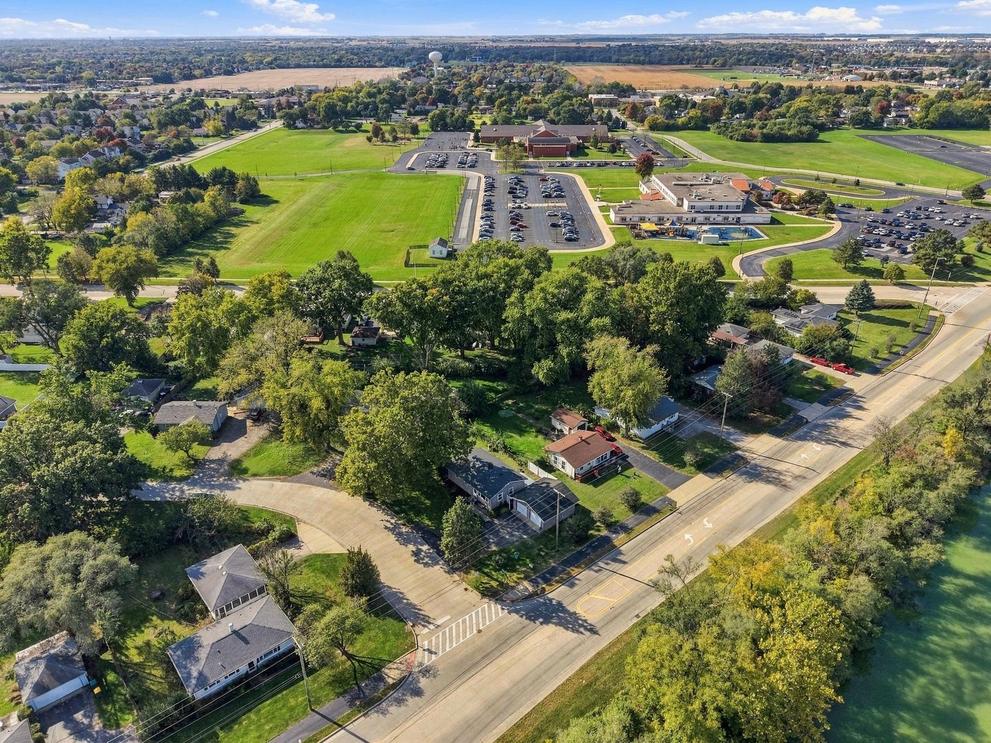 main property photo 27