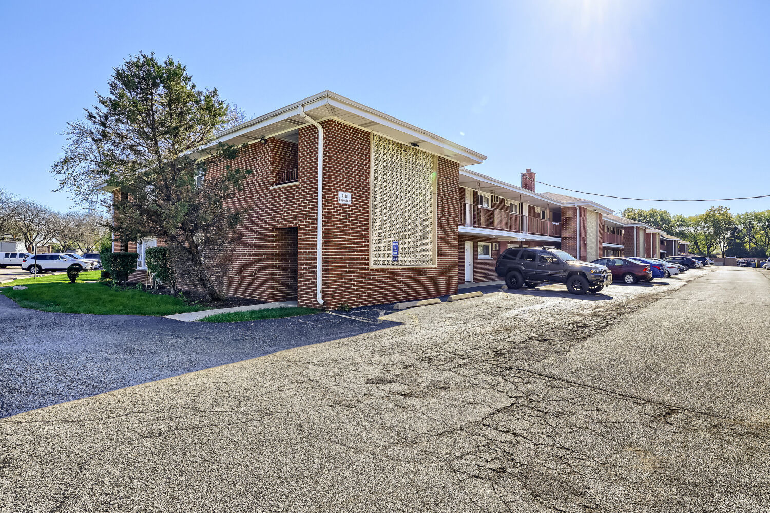 main property photo 10