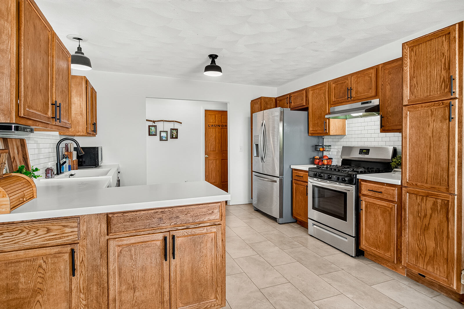 main property photo 14