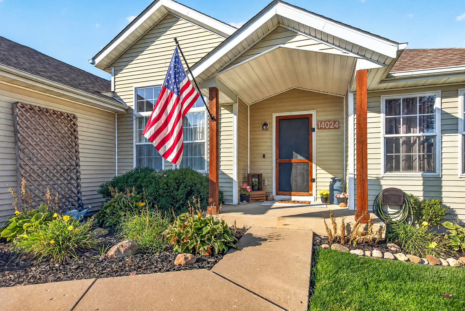 main property photo 2