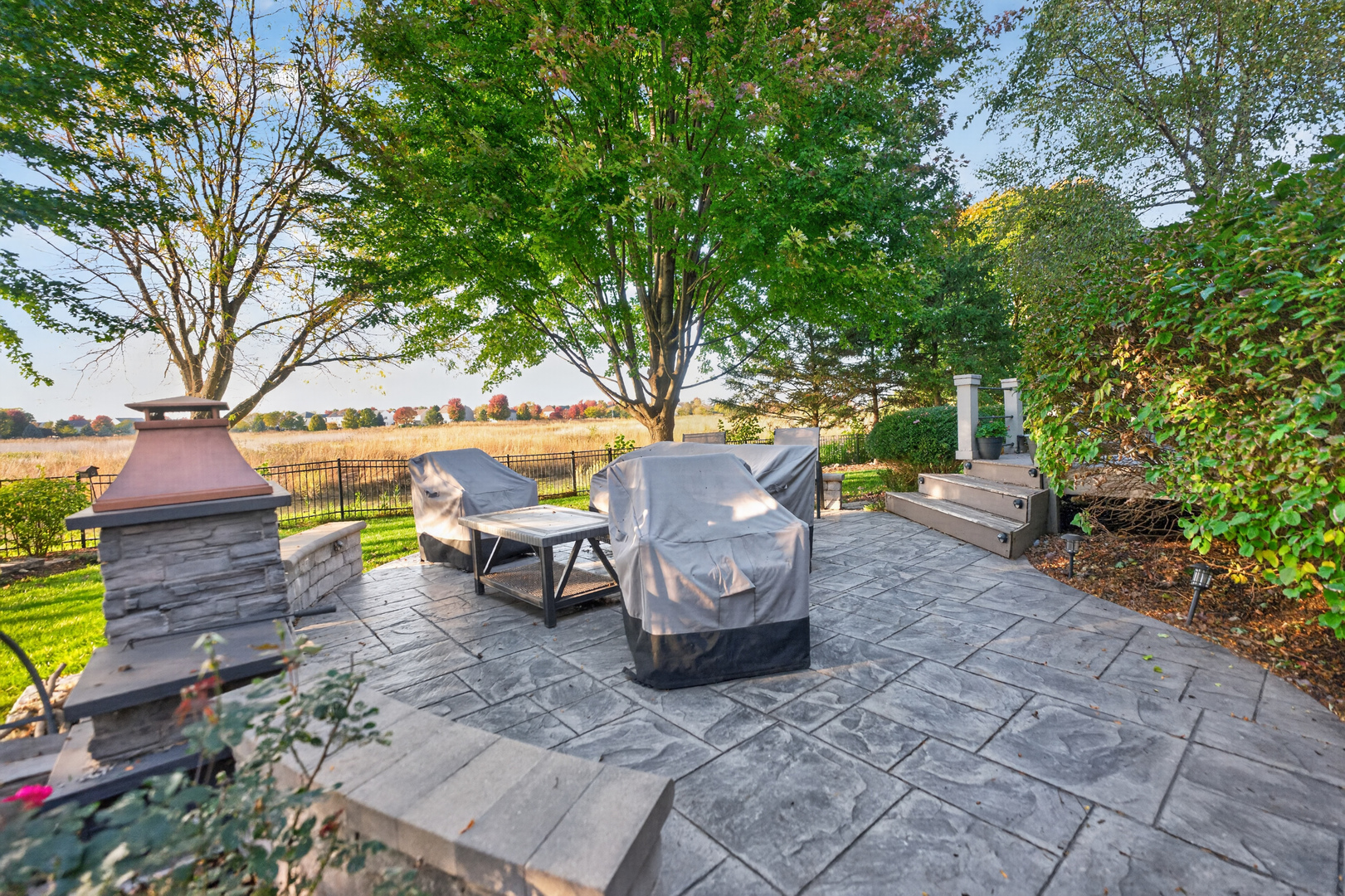 main property photo 40