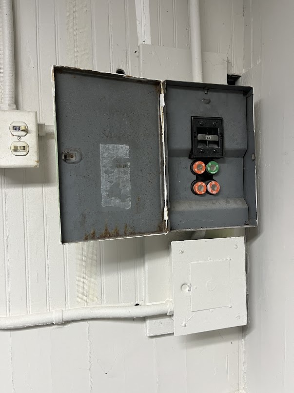 main property photo 32