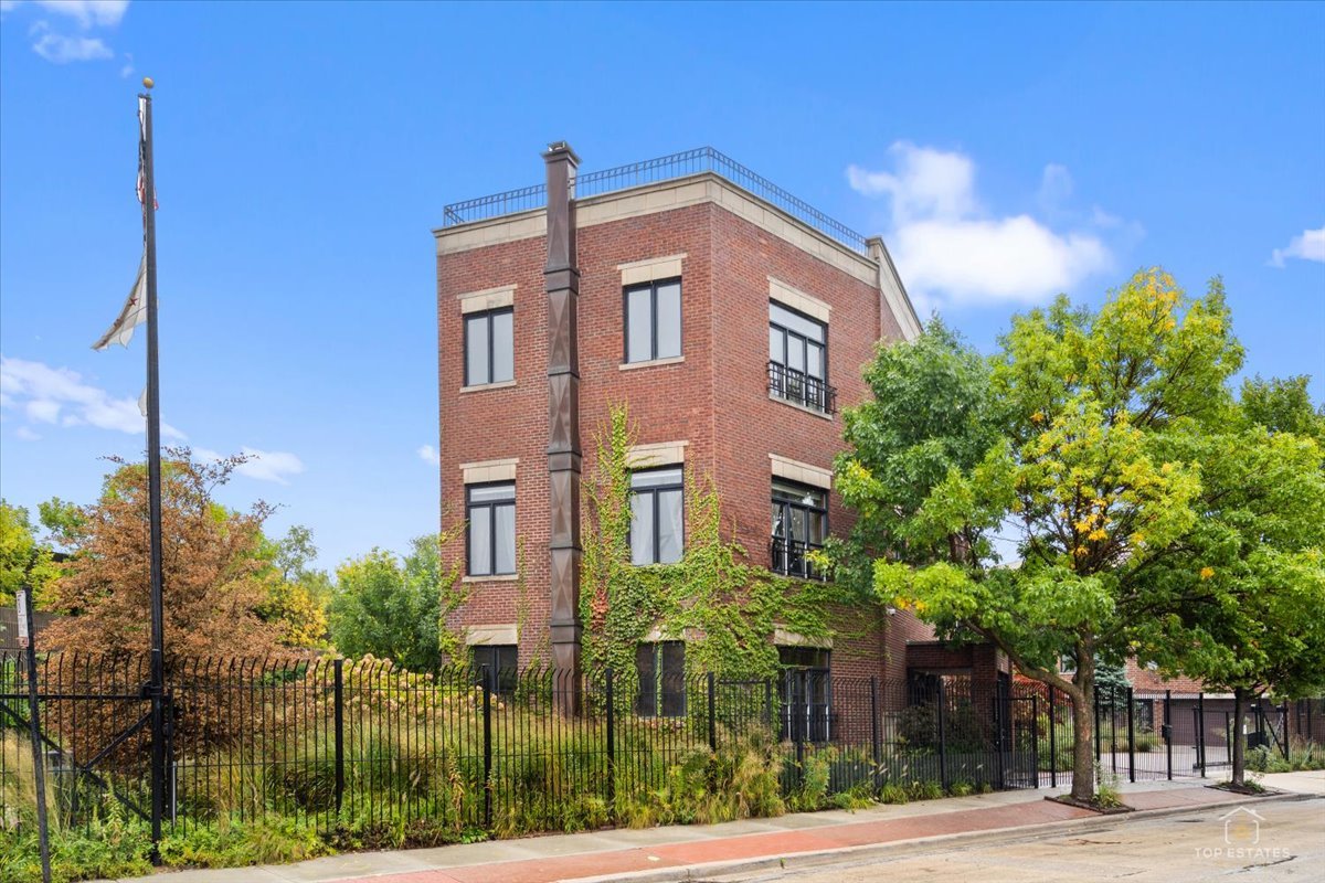 main property photo 51