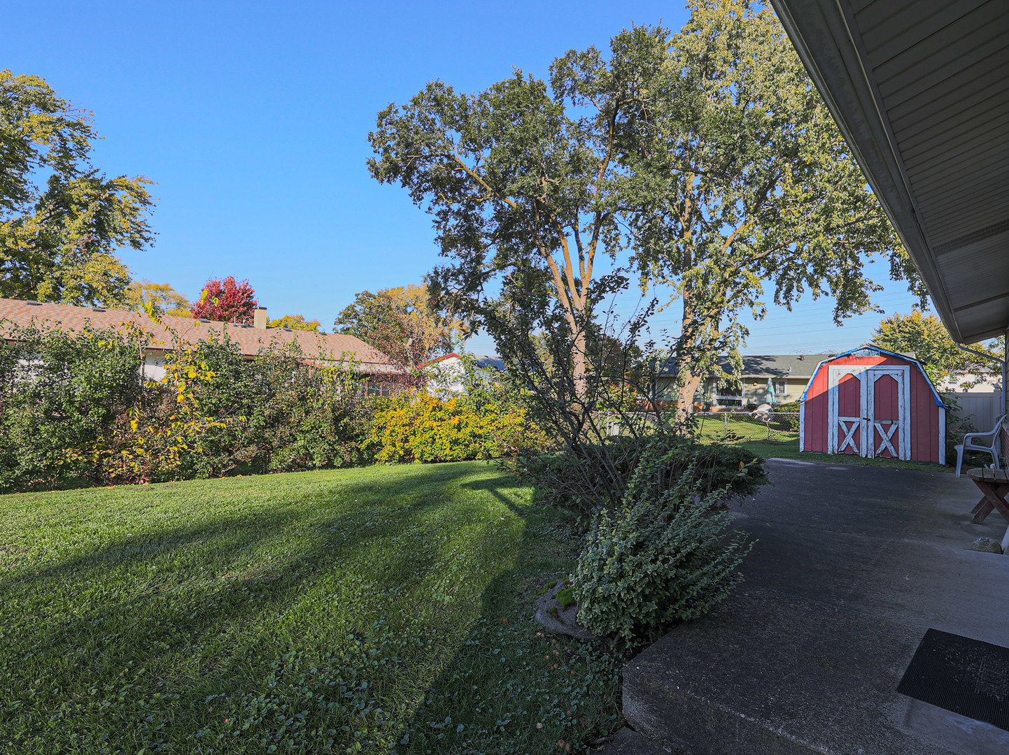 main property photo 19