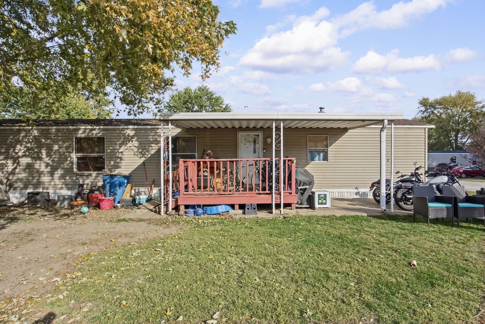 main property photo 17