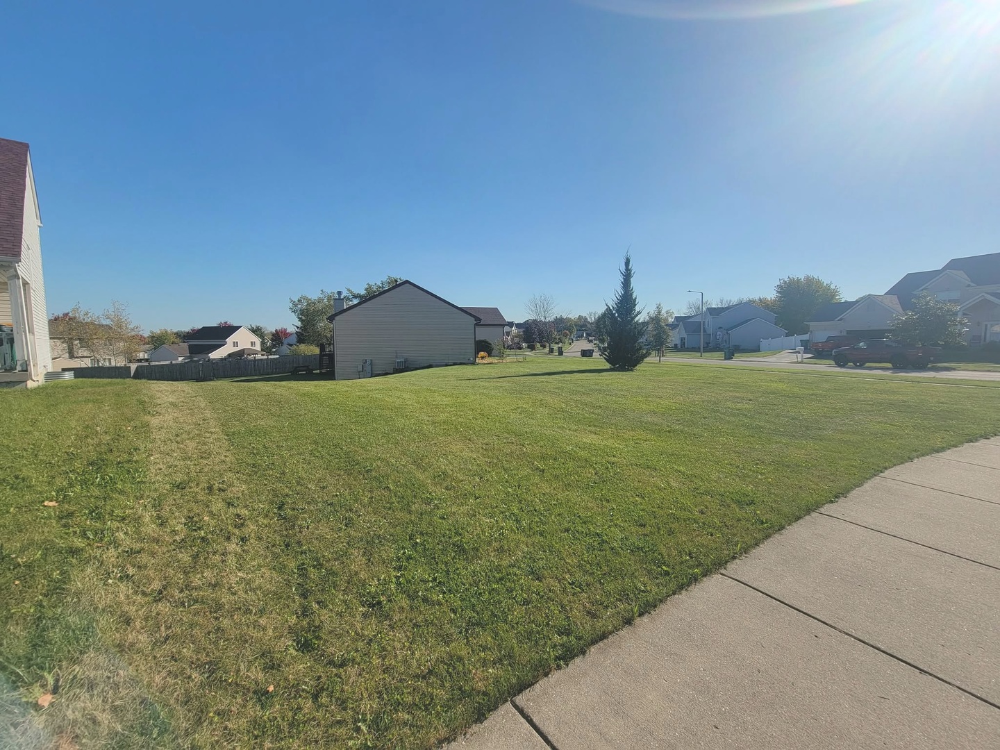 main property photo 11