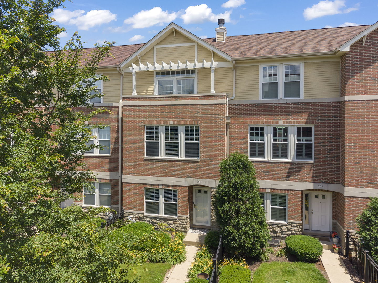 main property photo 0