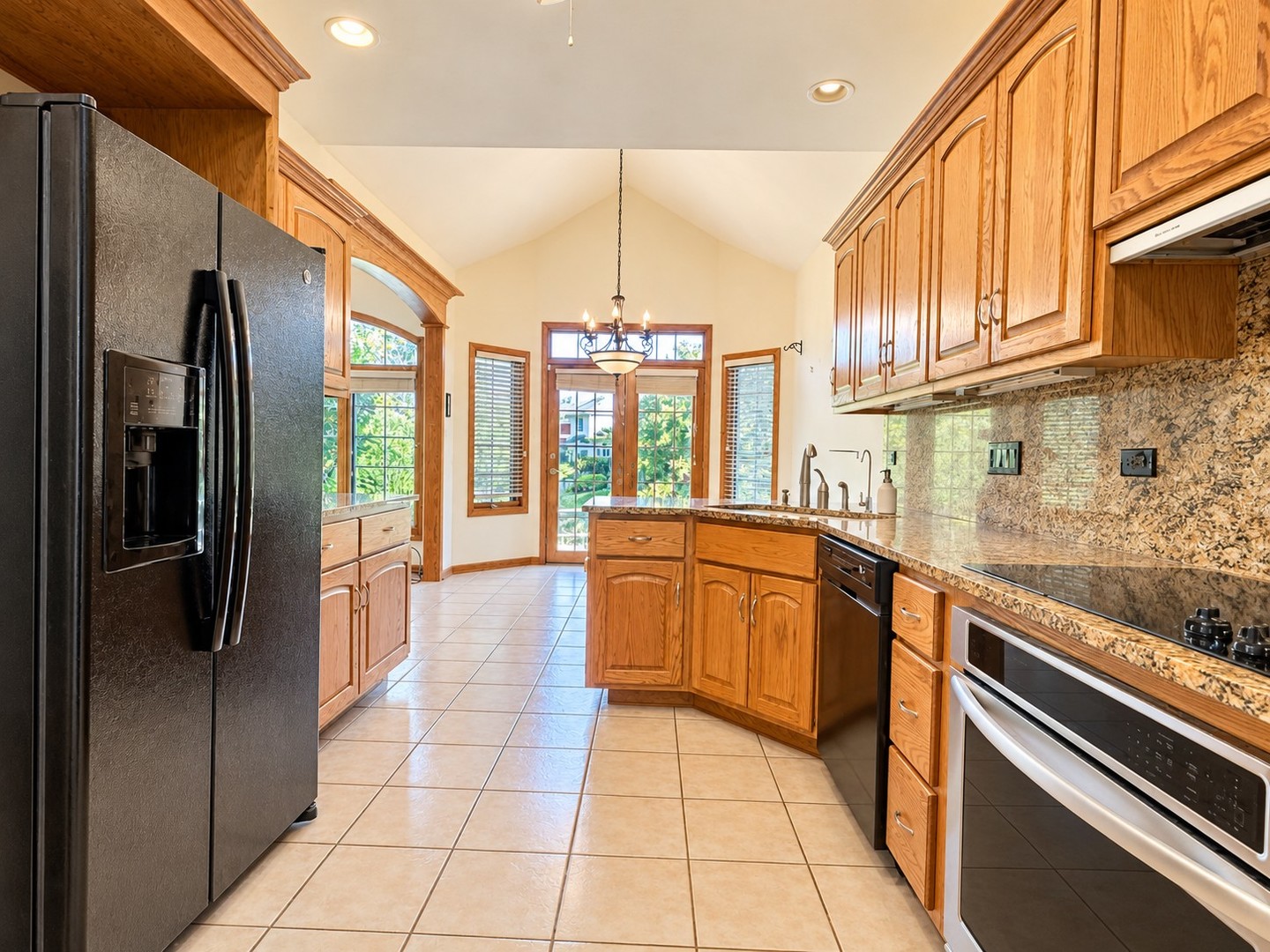 main property photo 17