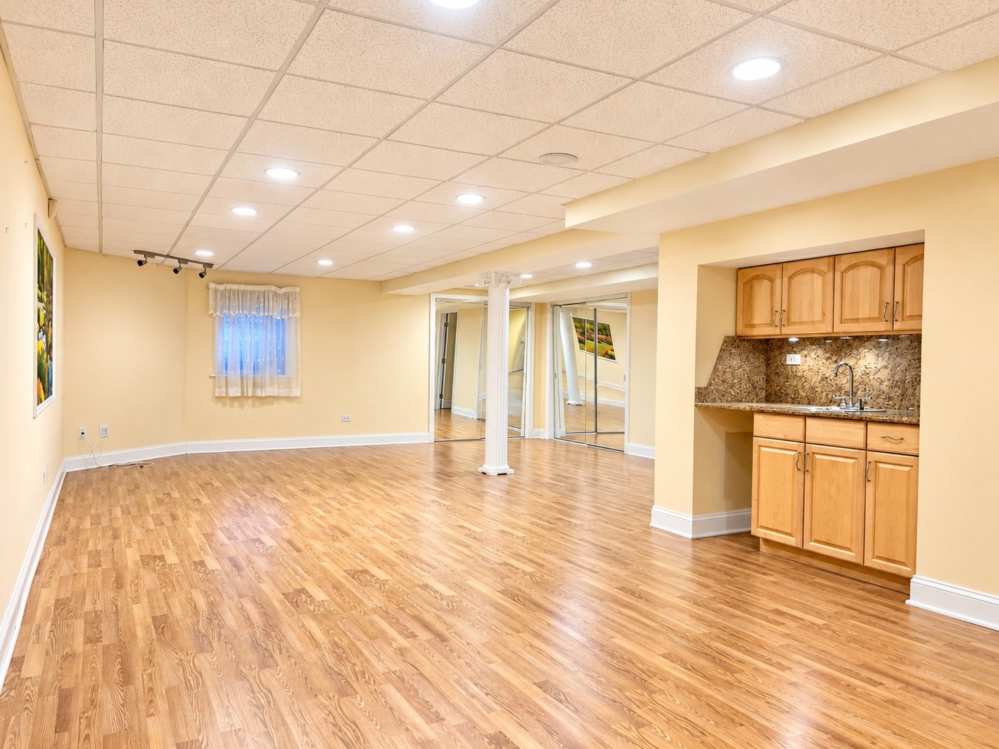 main property photo 38