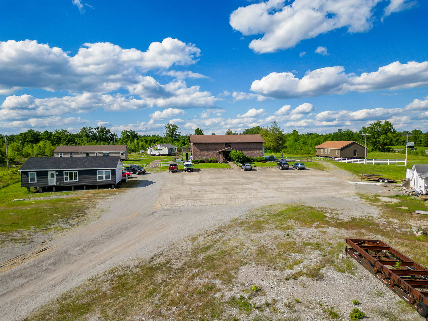 main property photo 12