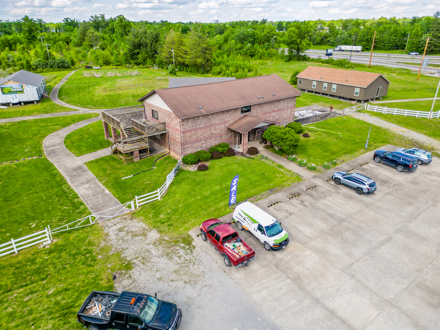 main property photo 19