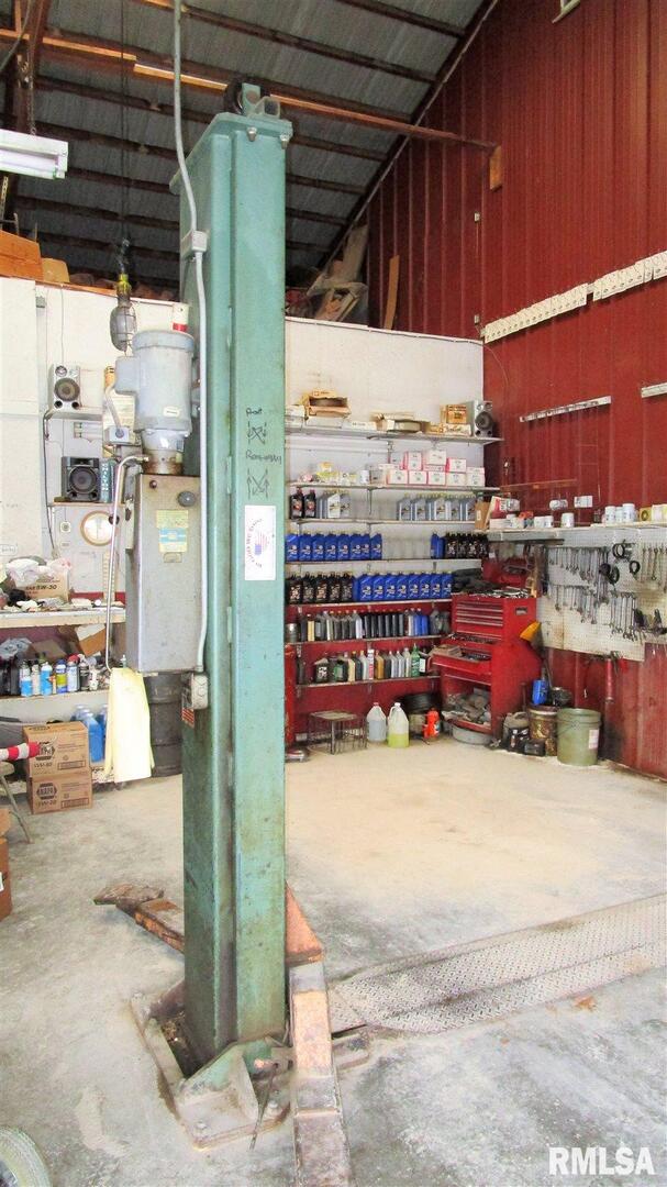main property photo 26