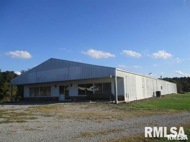 main property photo 28