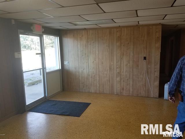 main property photo 33