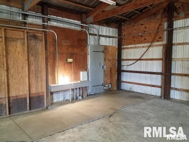 main property photo 36
