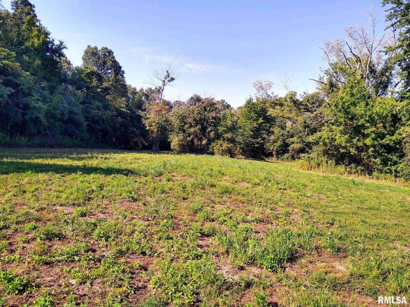 main property photo 11