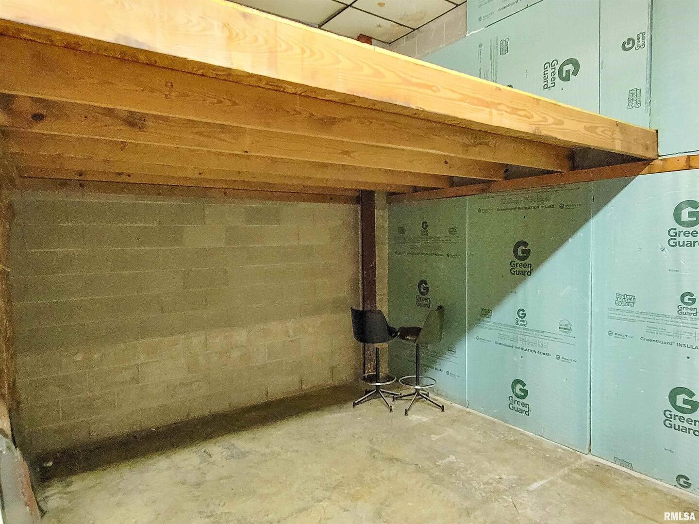 main property photo 47