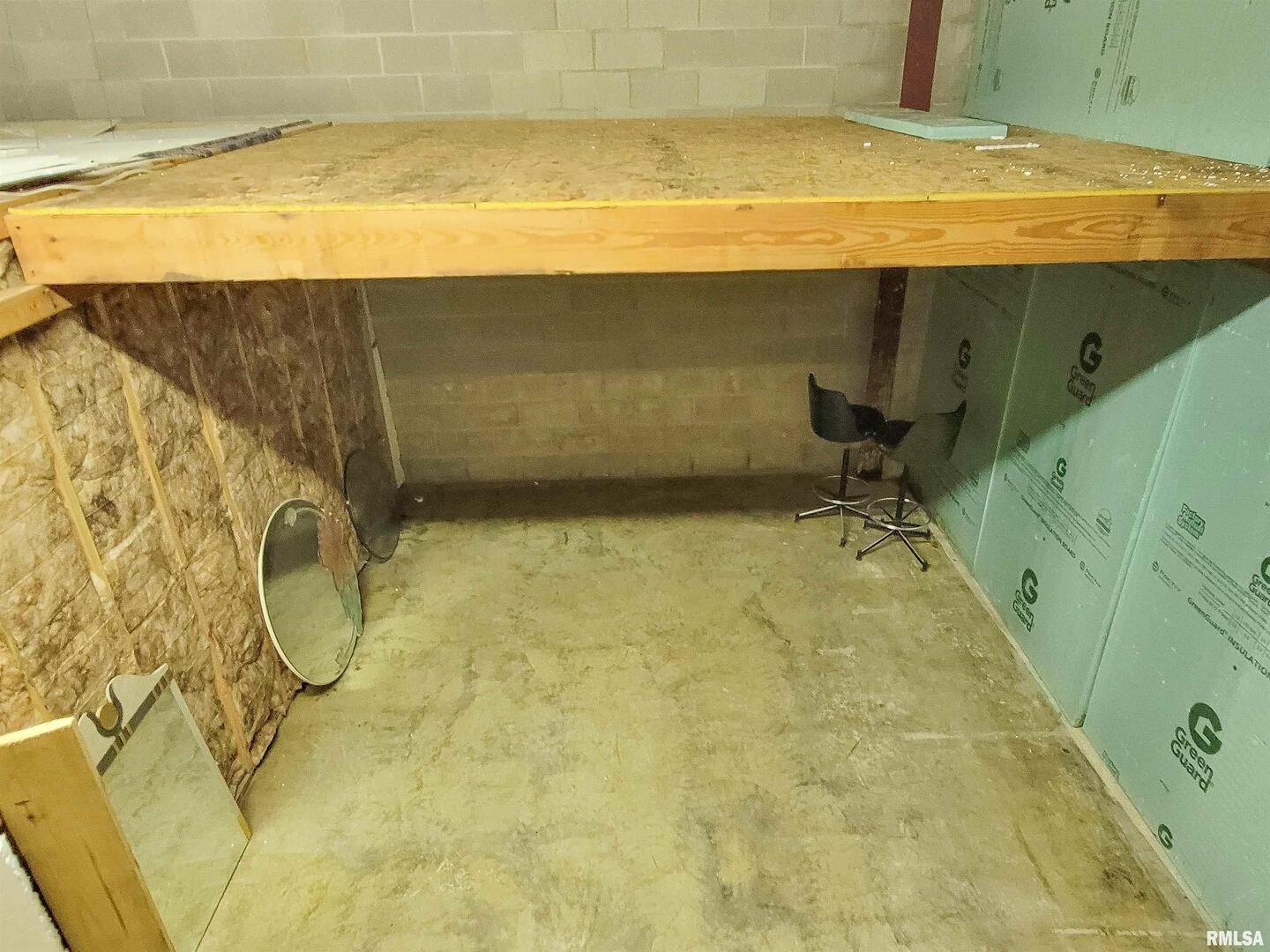 main property photo 49