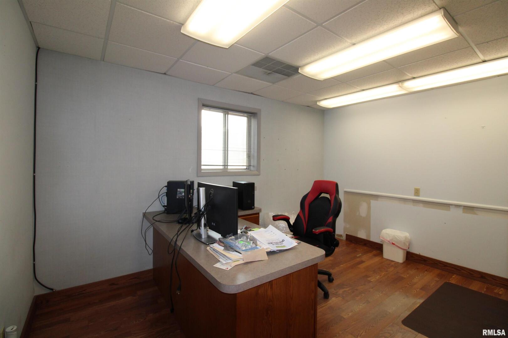 main property photo 8