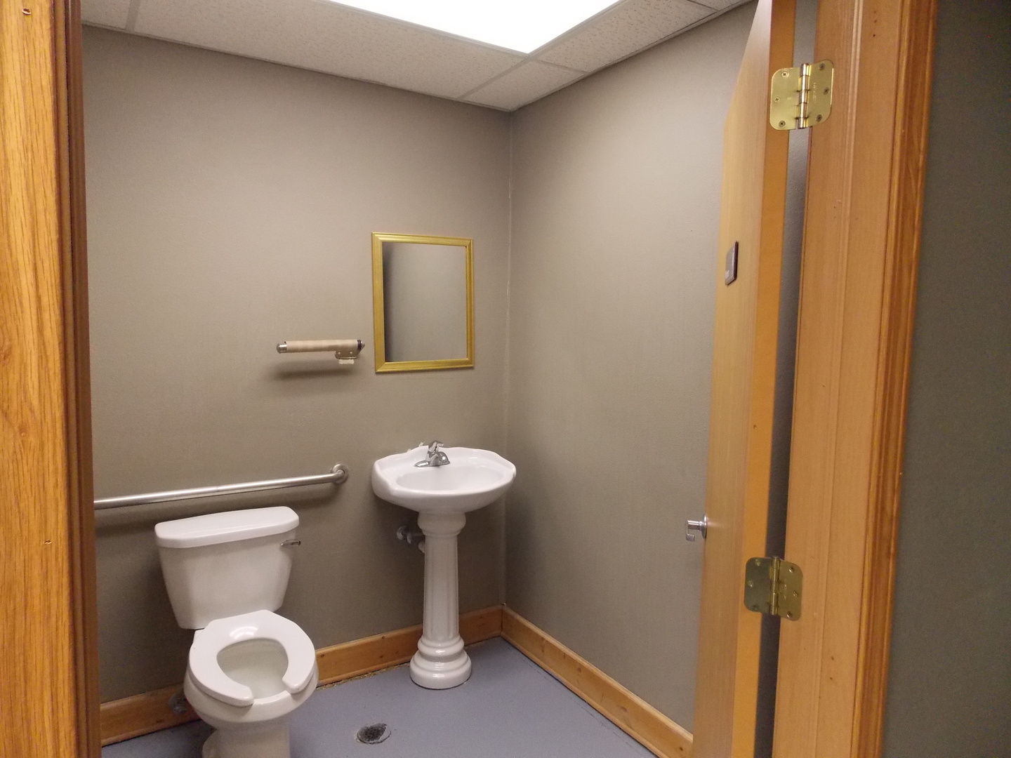 main property photo 15