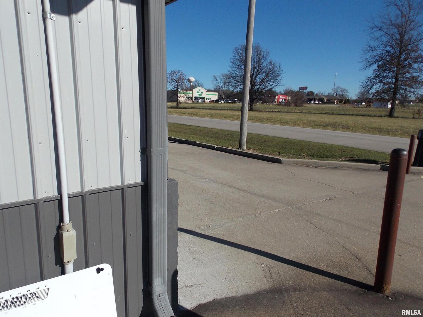 main property photo 18