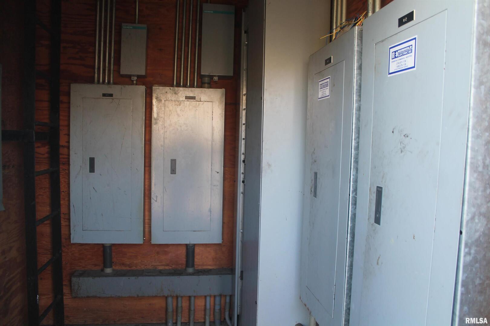 main property photo 27