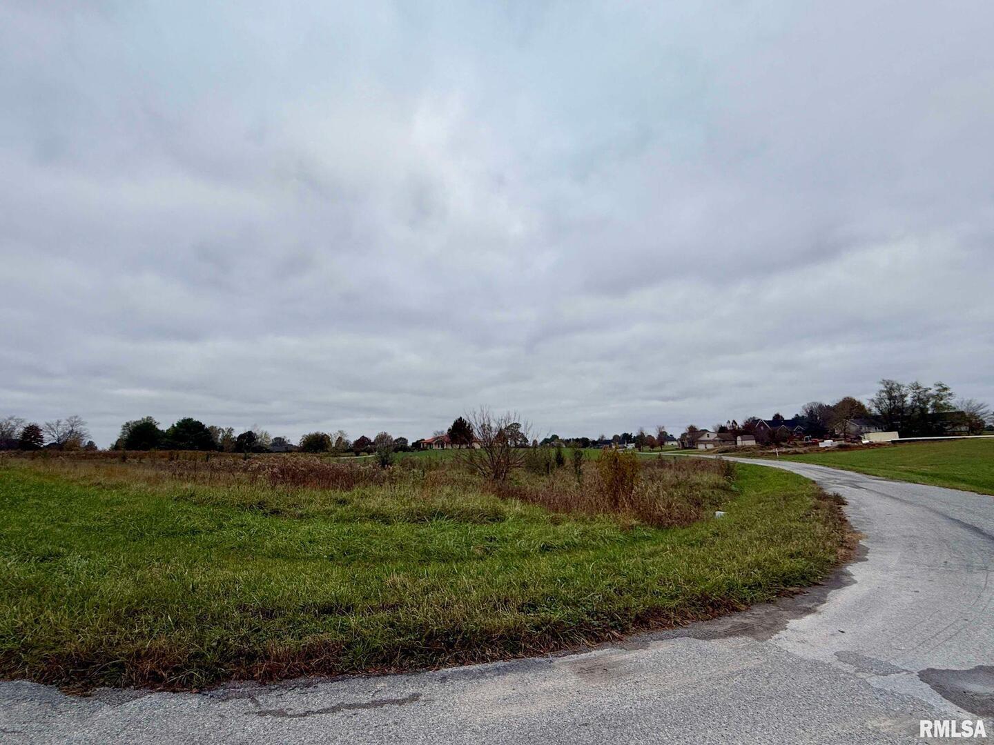 main property photo 6