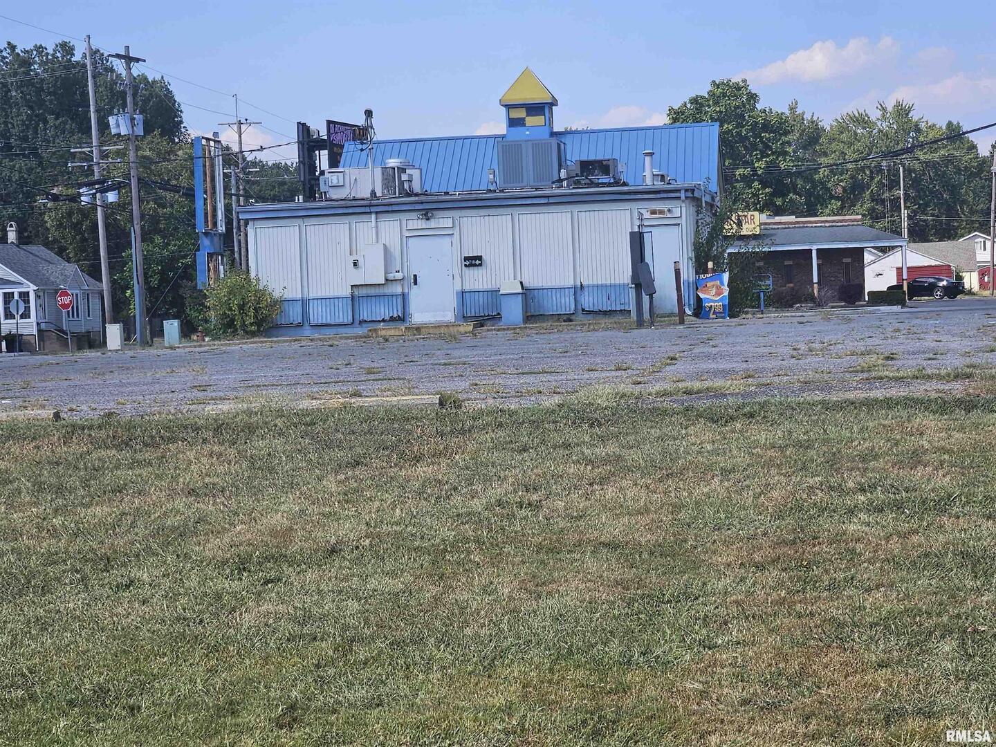 main property photo 6