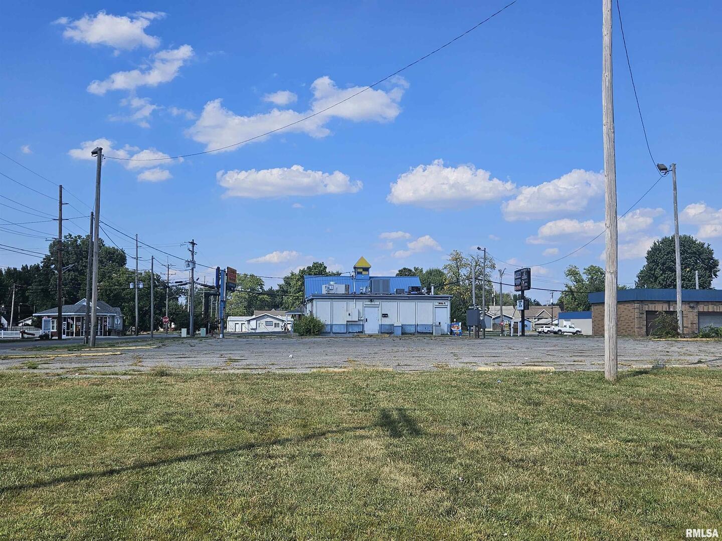 main property photo 7