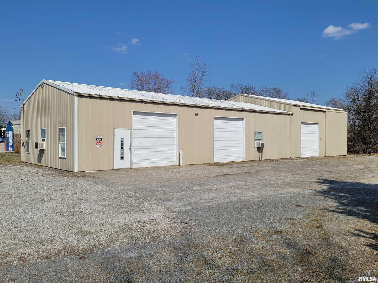 main property photo 4