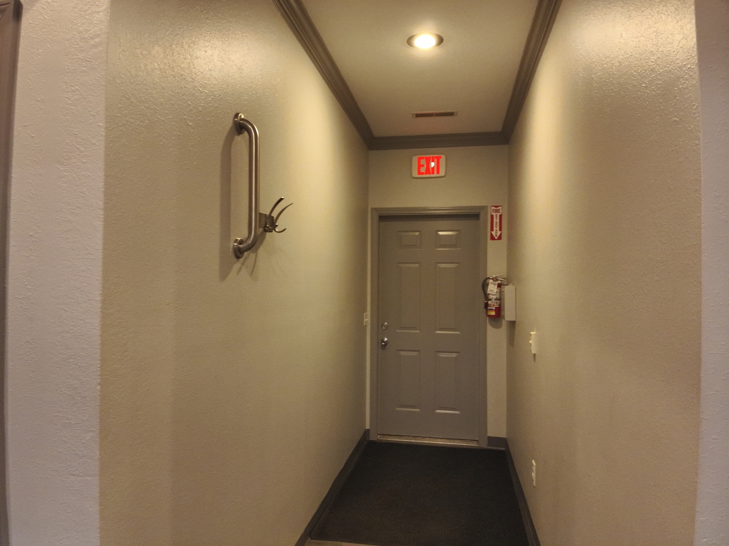 main property photo 32