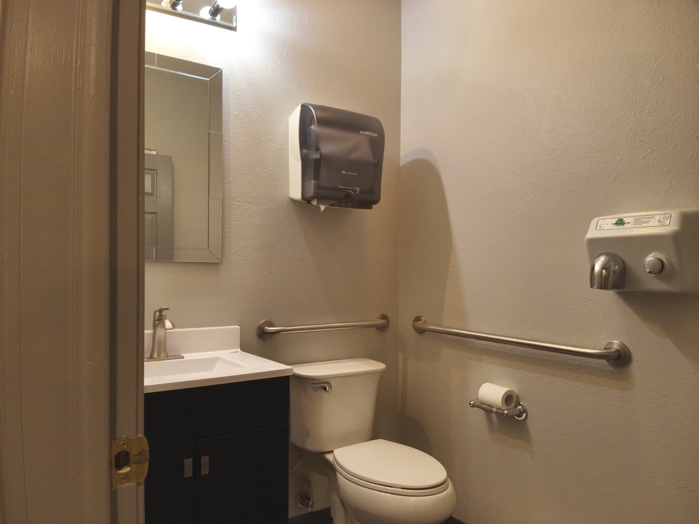 main property photo 47