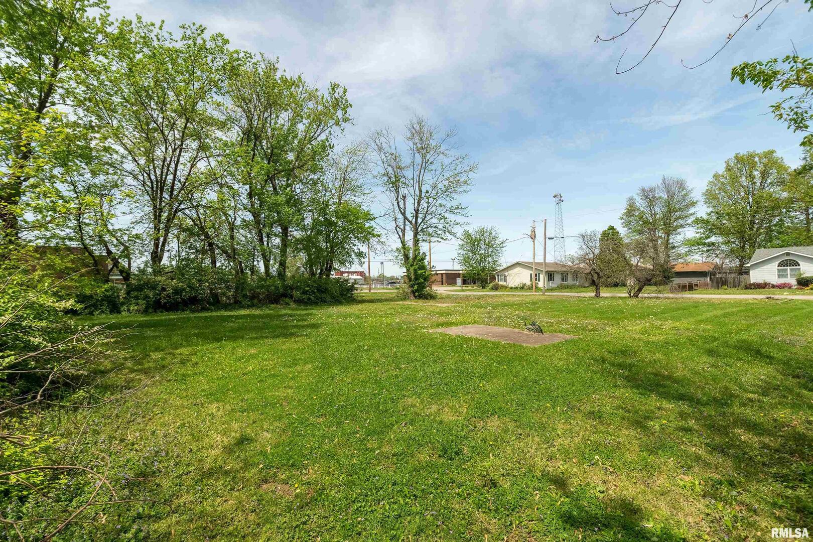 main property photo 9