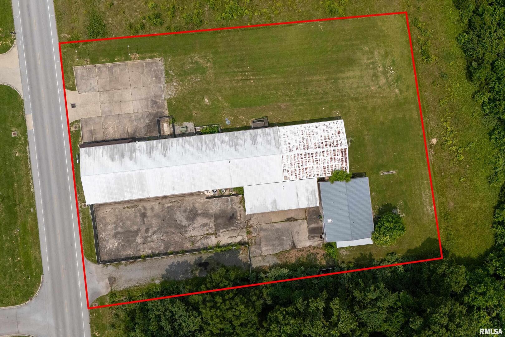main property photo 6