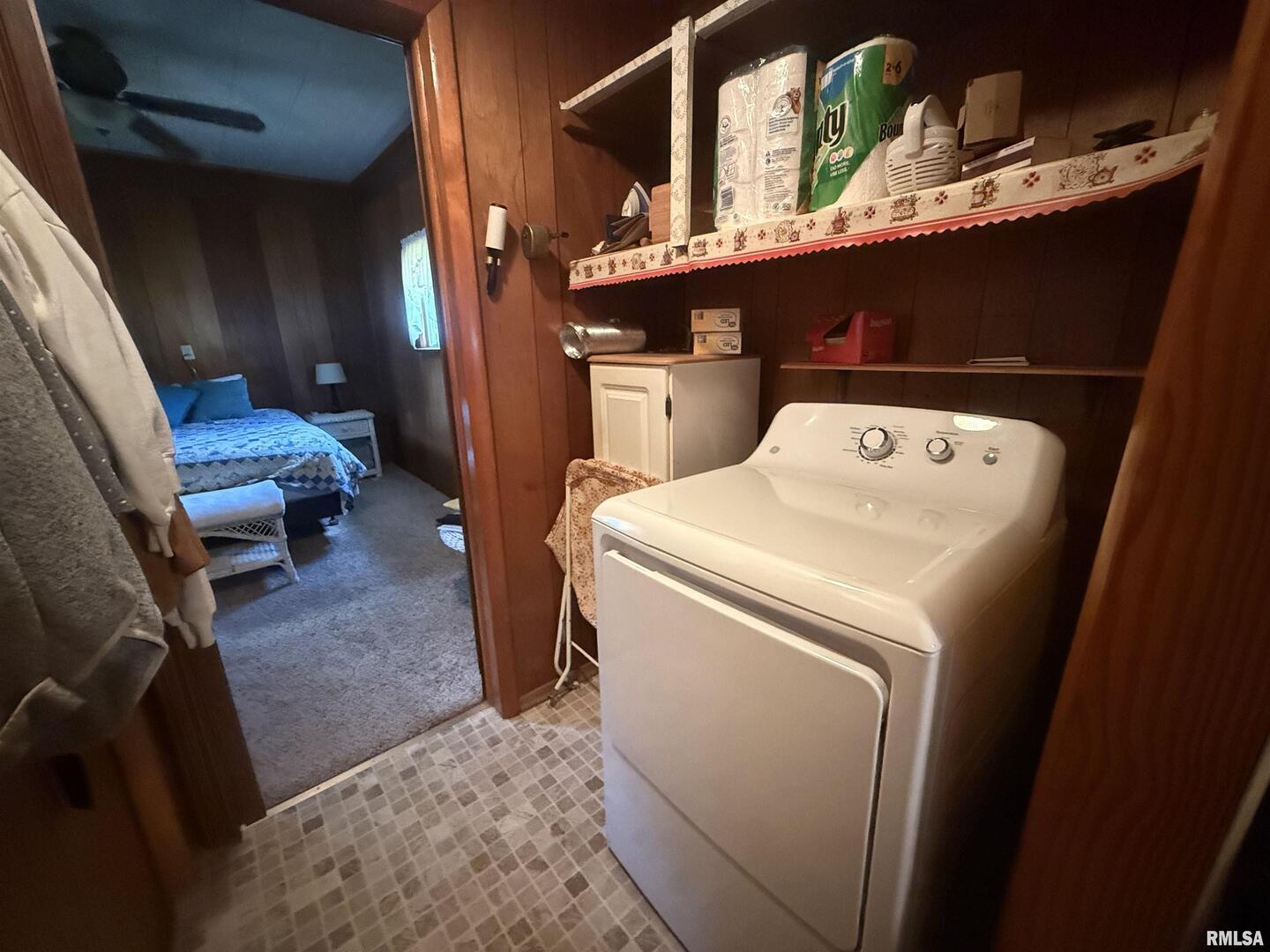 property viewer photo 12