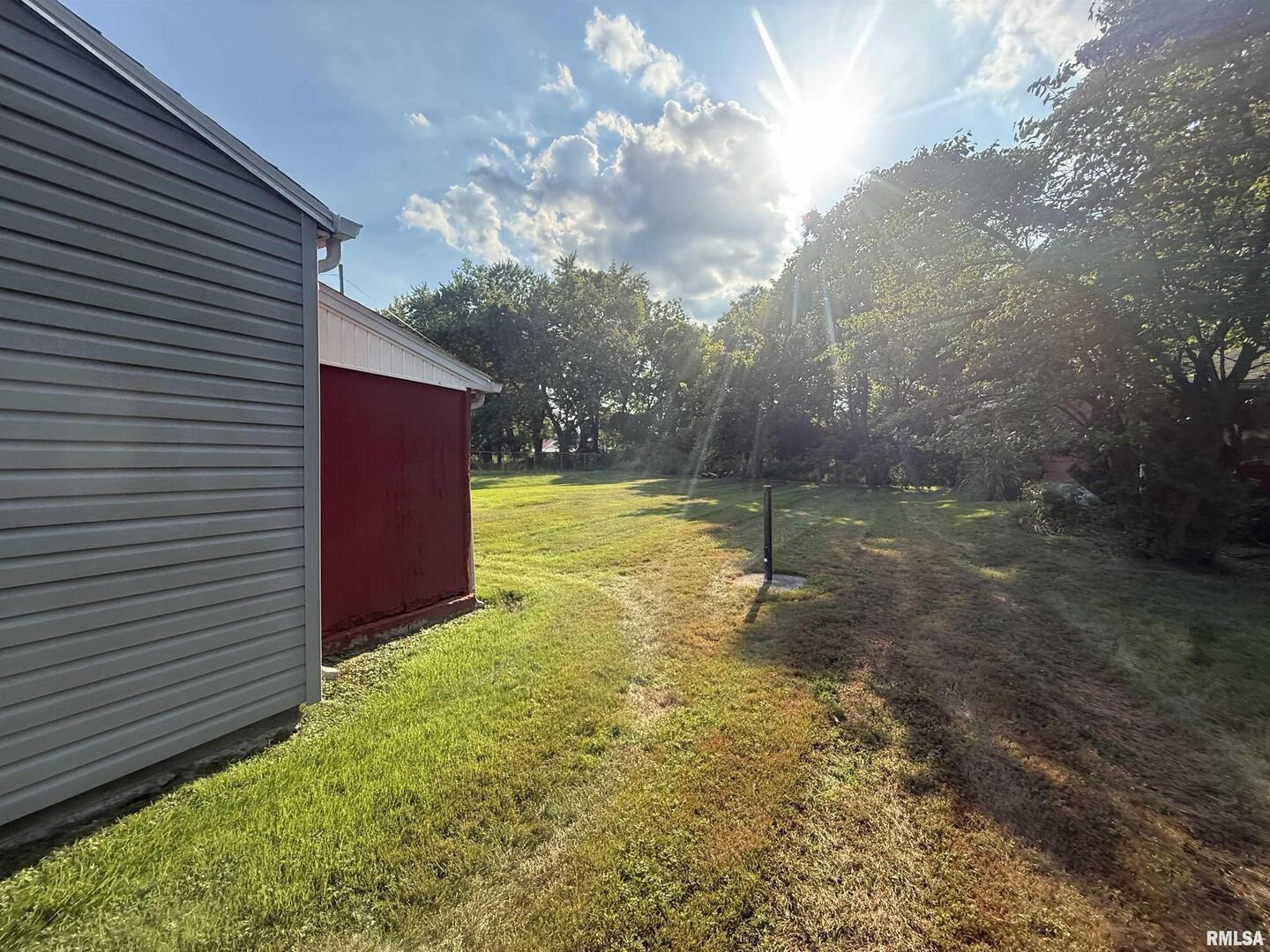property viewer photo 19
