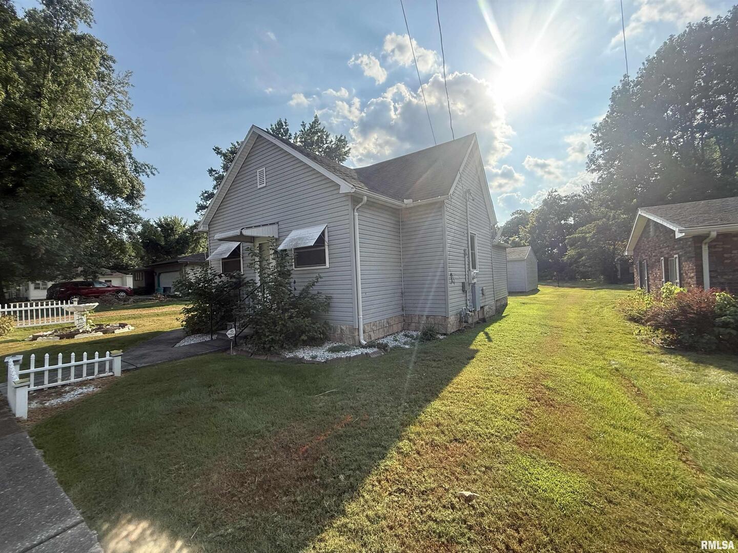 property viewer photo 21