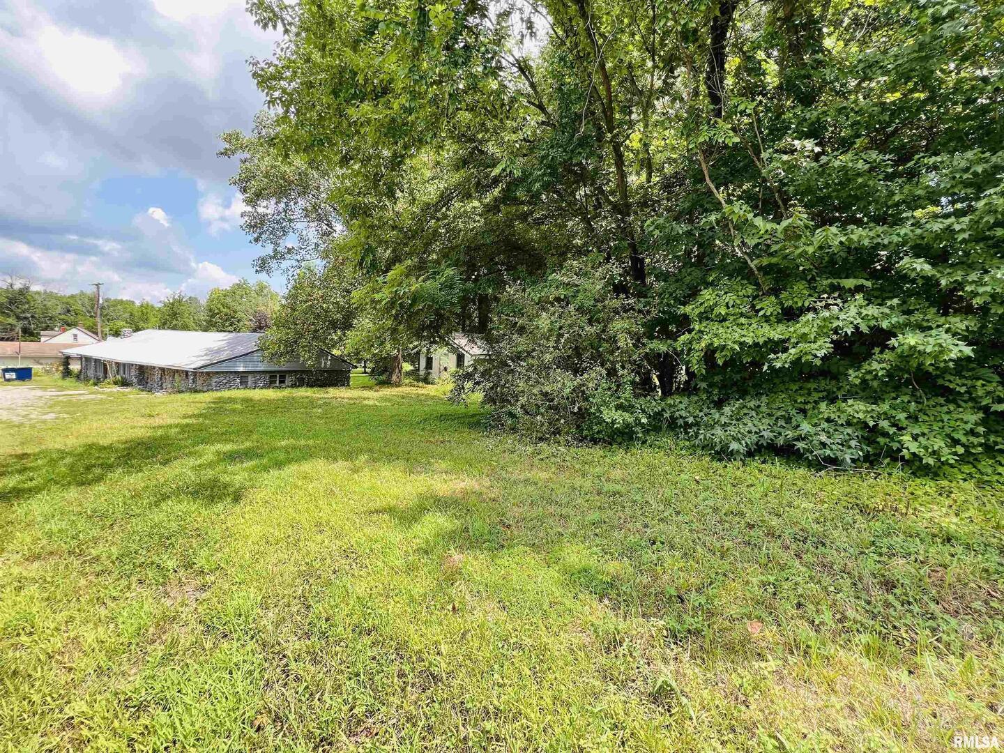 main property photo 9