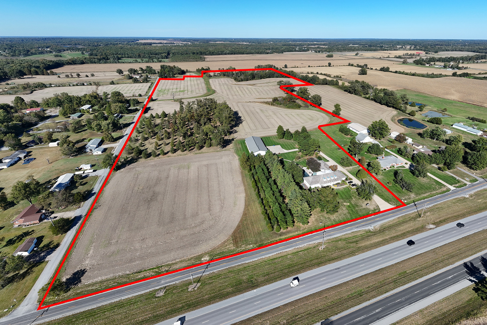 main property photo 4