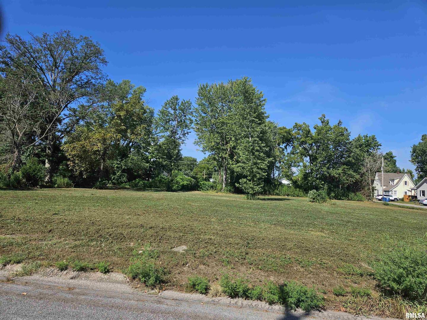 main property photo 15