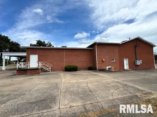 main property photo 12