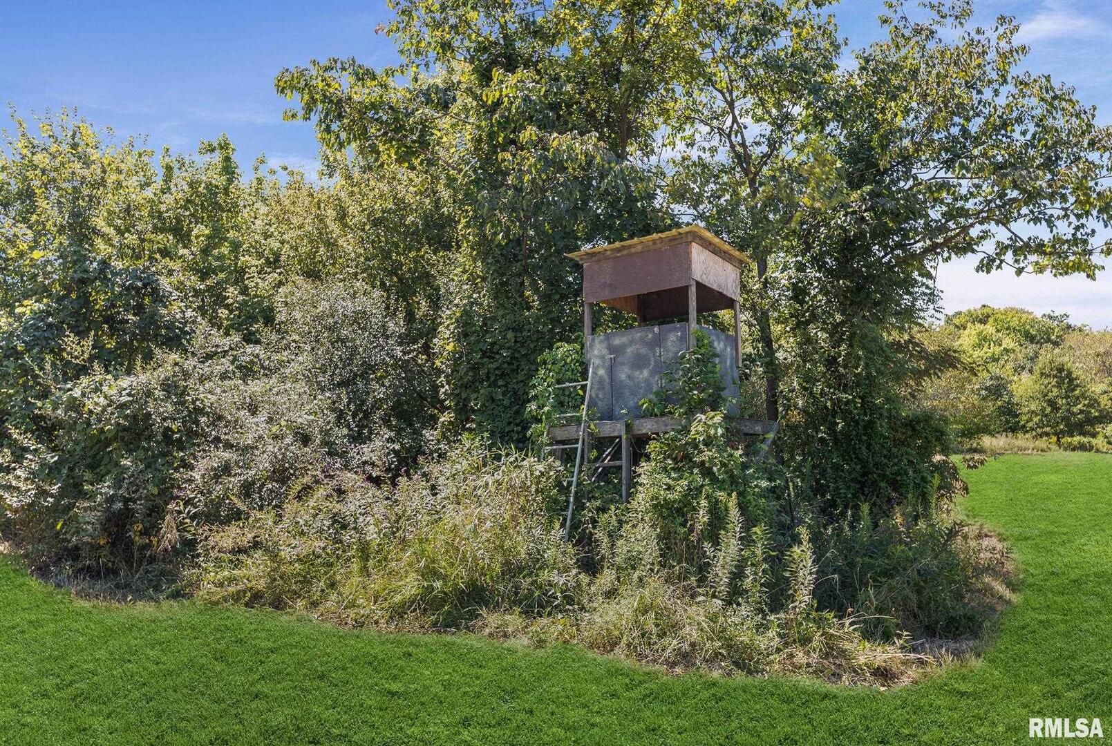 main property photo 24