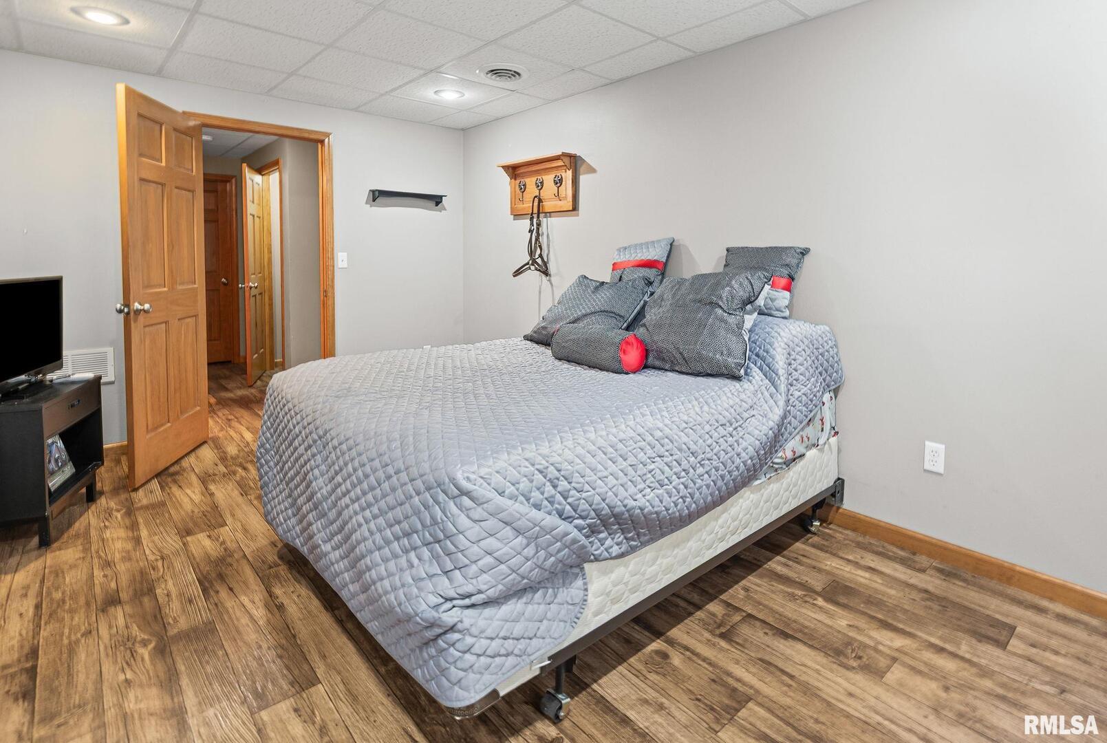 main property photo 59