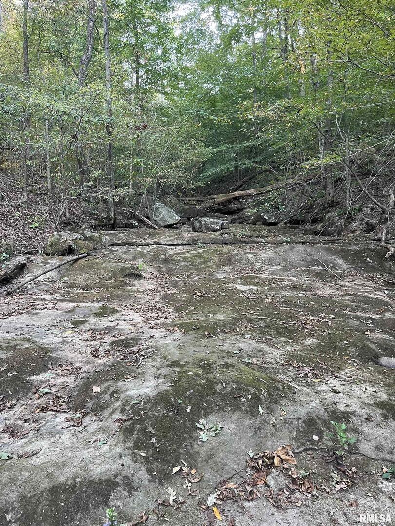 main property photo 32