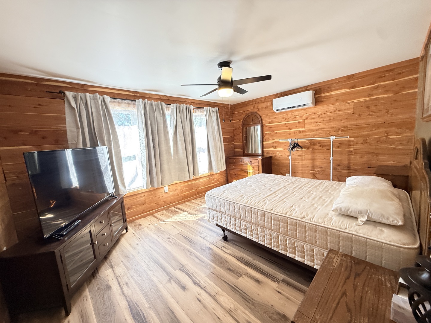 main property photo 60