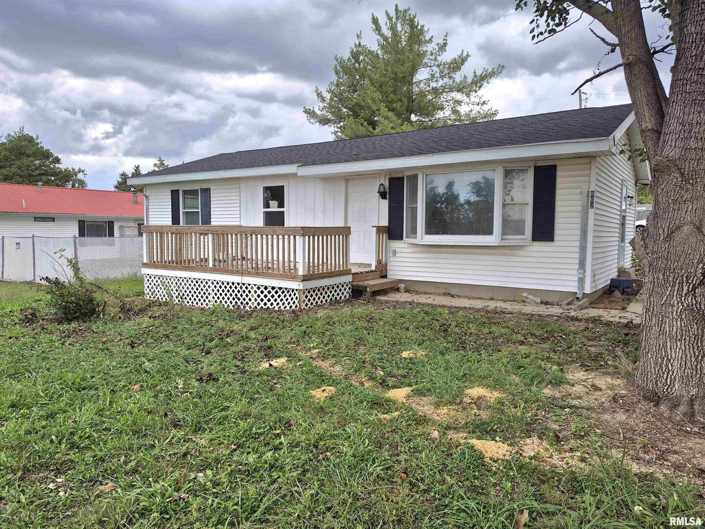 main property photo 23