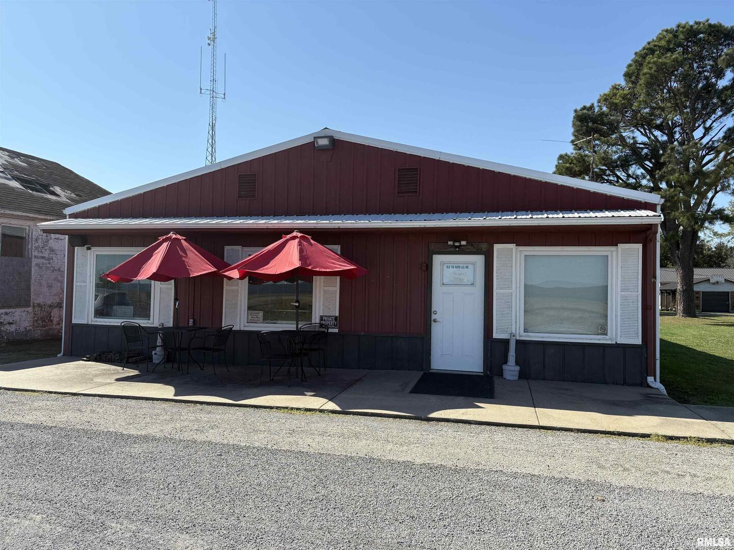 main property photo 4